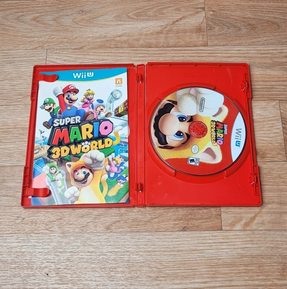 Super Mario 3D World (Nintendo Wii U, 2013)